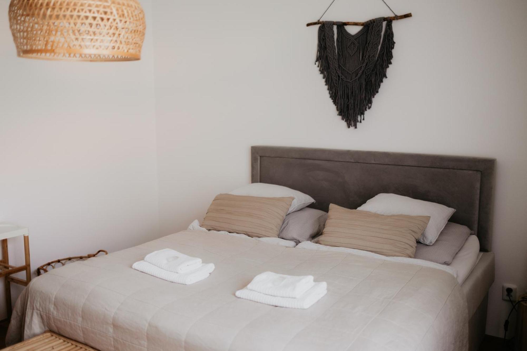 Simply Rooms Slavkov u Brna Eksteriør billede